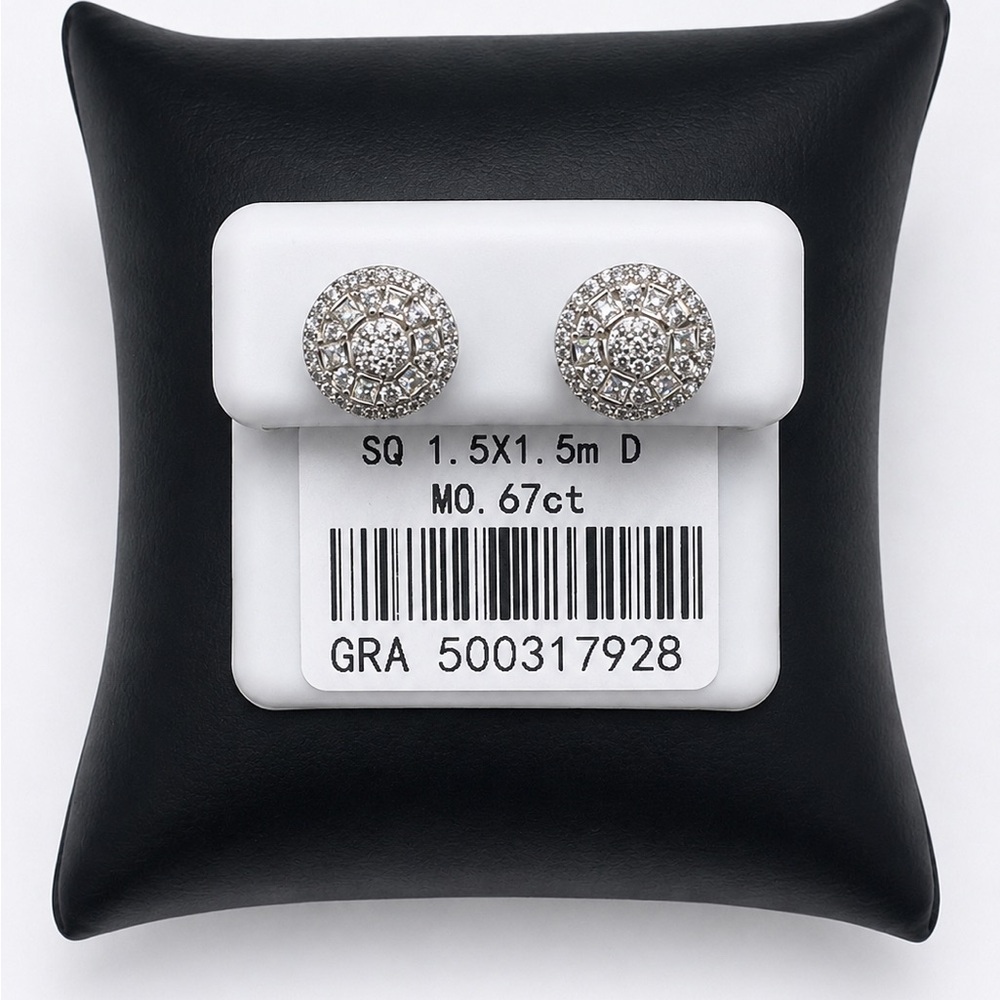 925 Sterling Silver 0.67CT MOISSANITE Halo Stud Earrings - Screw Back